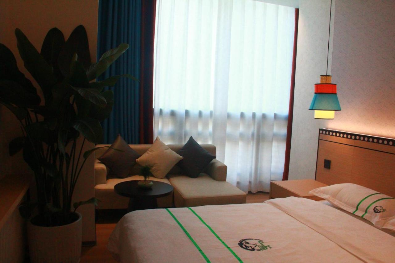 Xishu Garden Inn - Travel Agency Service - Car Rent Service - English Speaking Chengdu Exterior photo