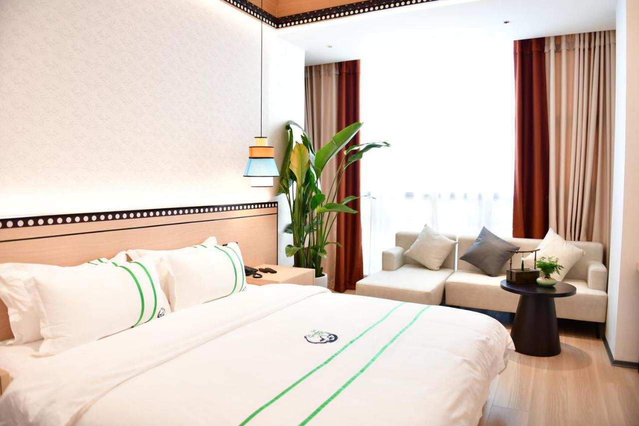 Xishu Garden Inn - Travel Agency Service - Car Rent Service - English Speaking Chengdu Exterior photo