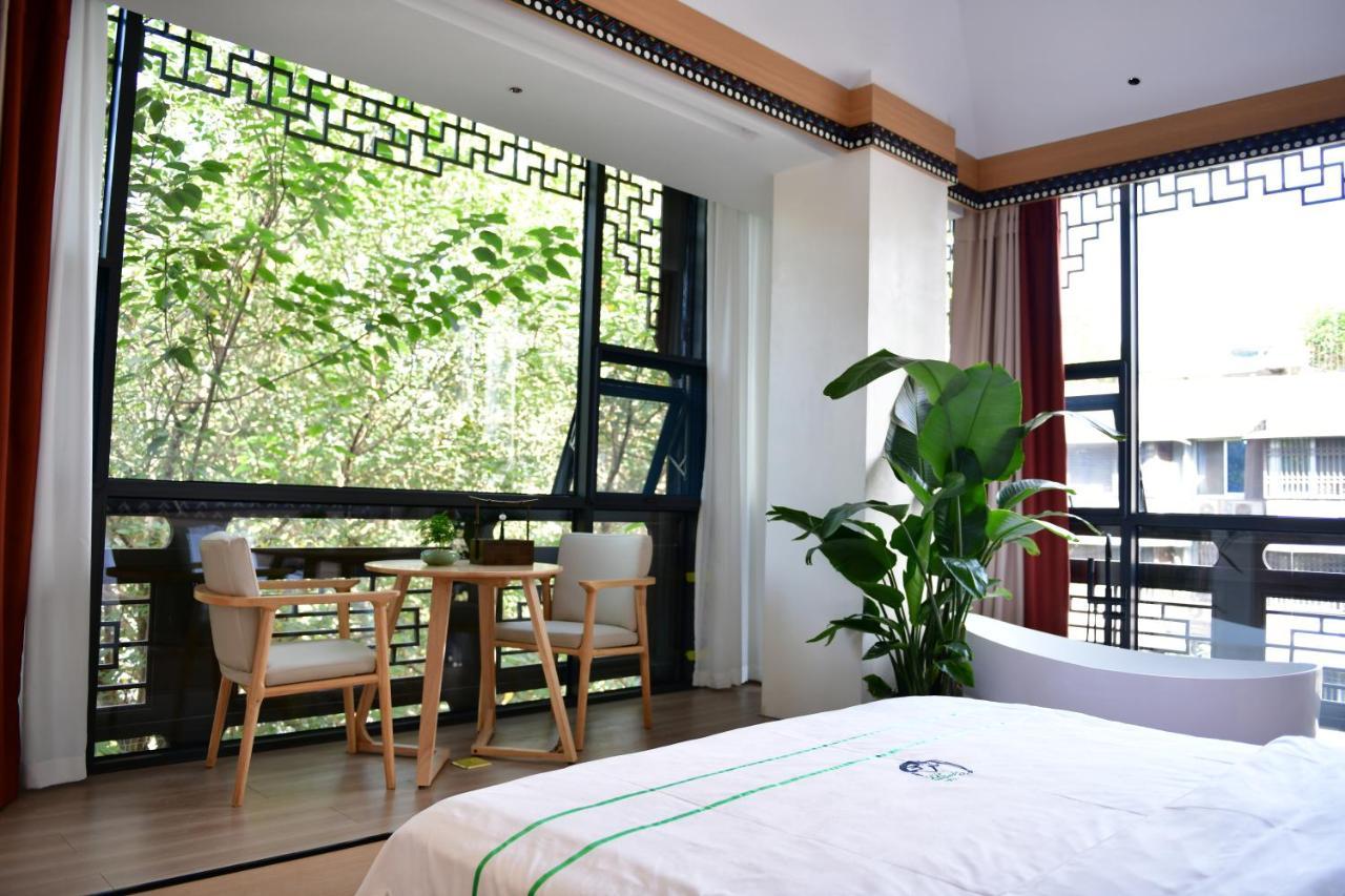 Xishu Garden Inn - Travel Agency Service - Car Rent Service - English Speaking Chengdu Exterior photo
