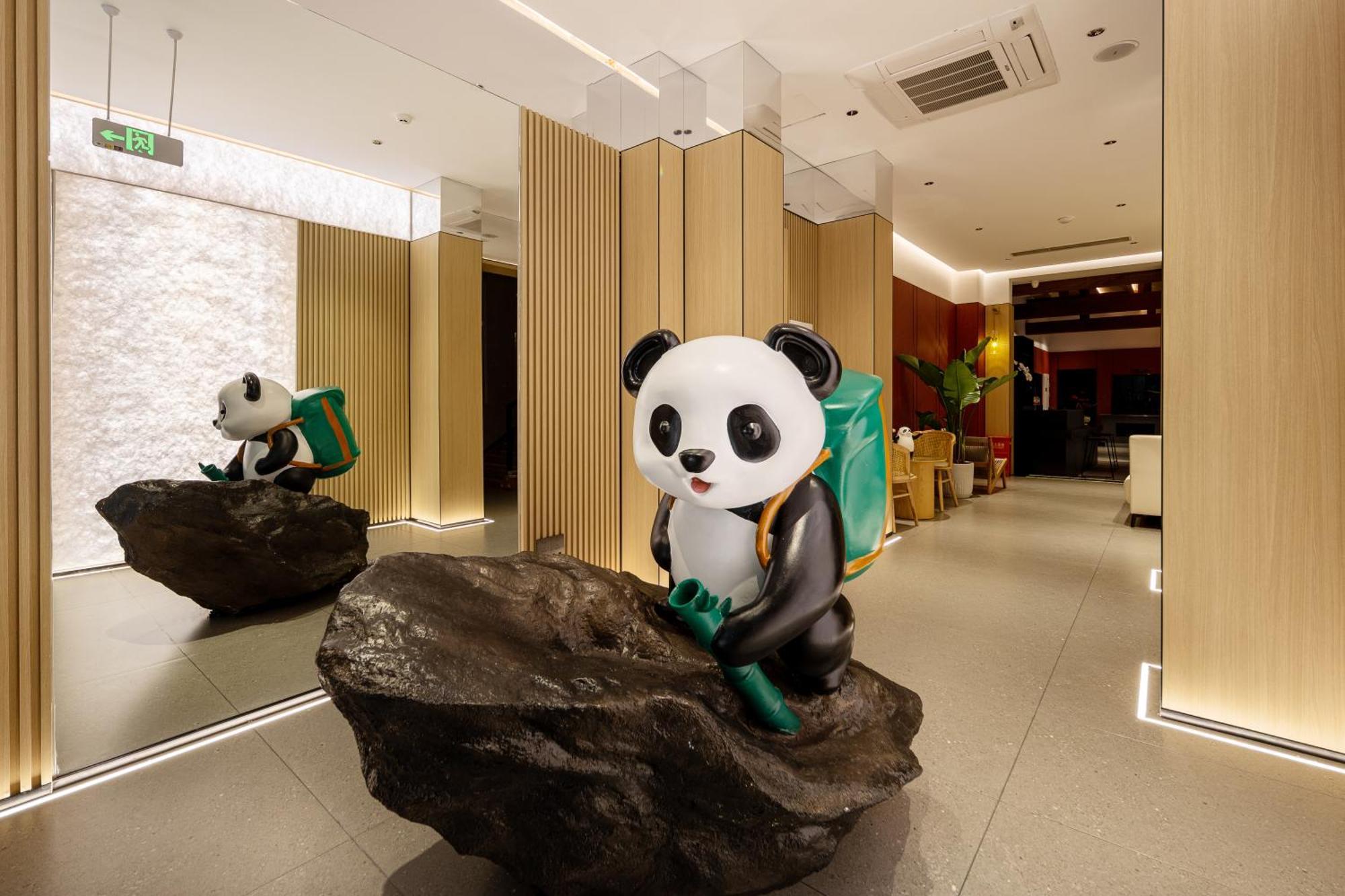 Xishu Garden Inn - Travel Agency Service - Car Rent Service - English Speaking Chengdu Exterior photo