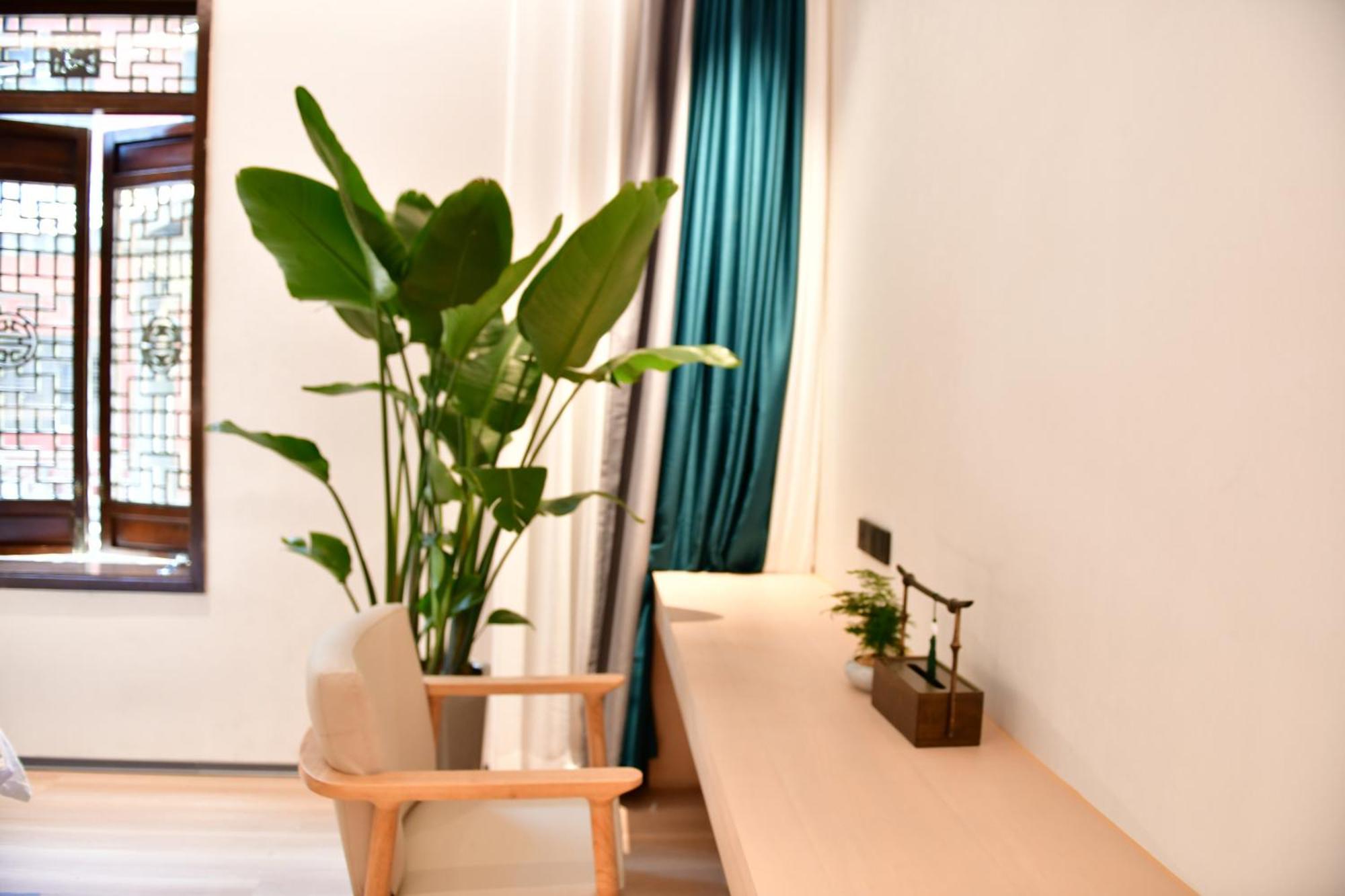 Xishu Garden Inn - Travel Agency Service - Car Rent Service - English Speaking Chengdu Exterior photo